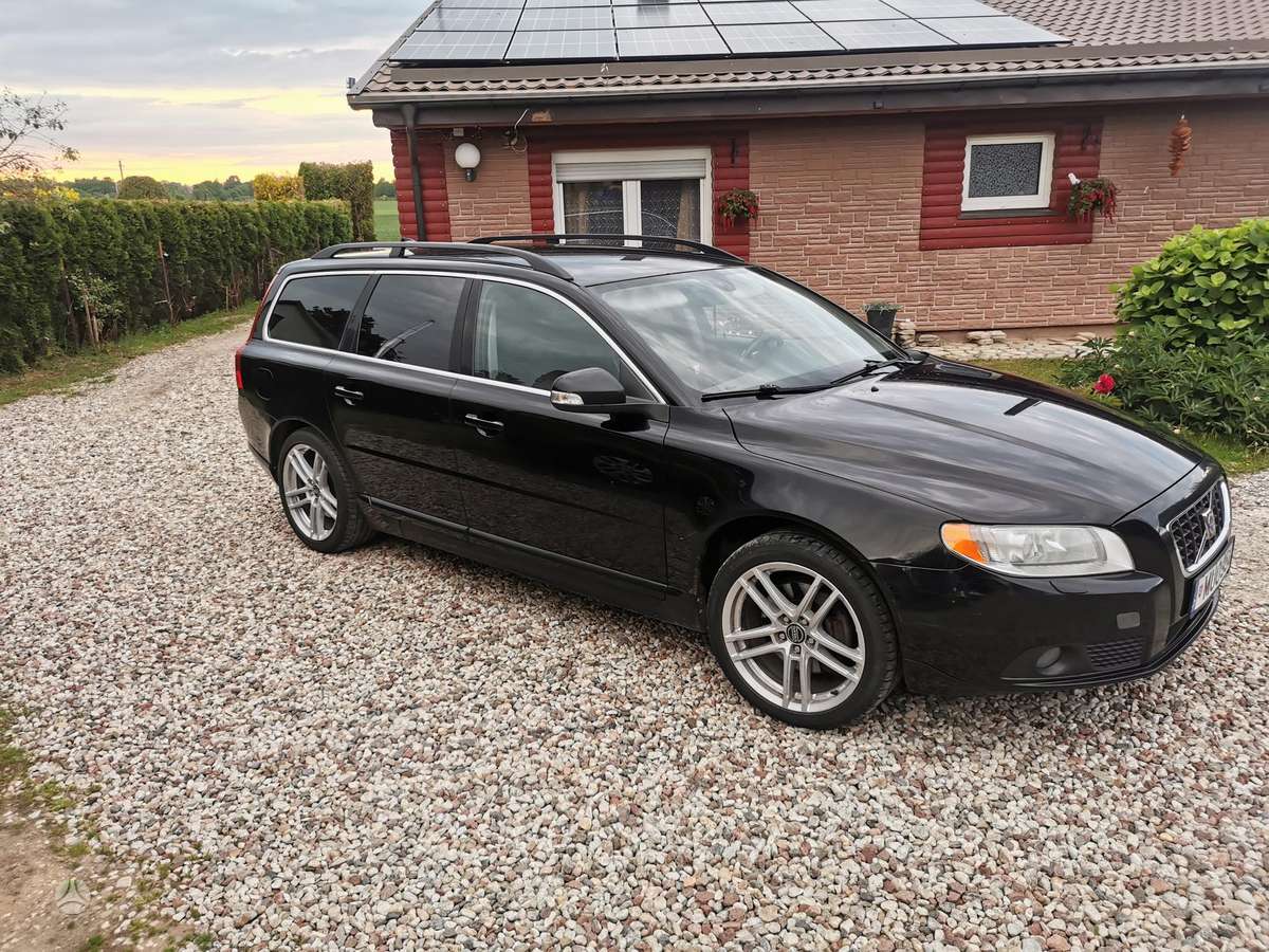 Volvo V70, 2.4 l., wagon
