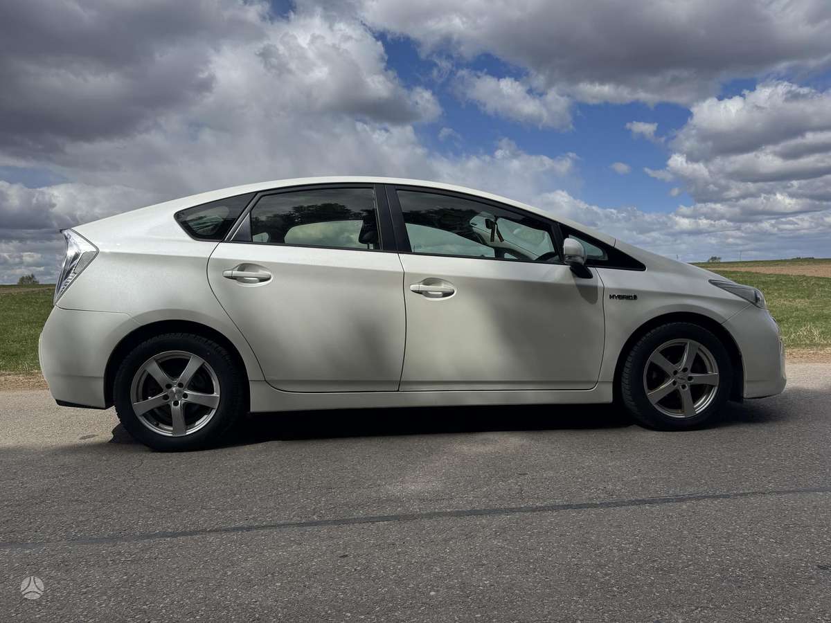 Toyota Prius - 7