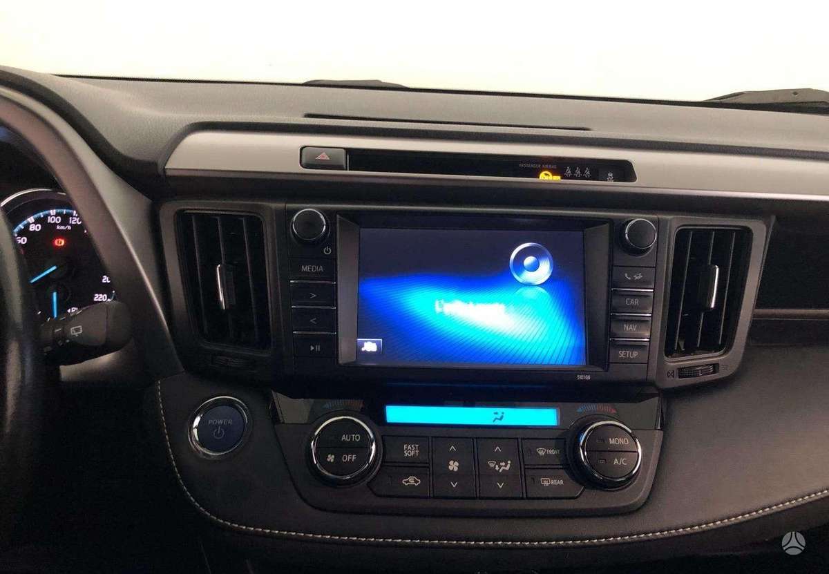 Toyota RAV4 - 7