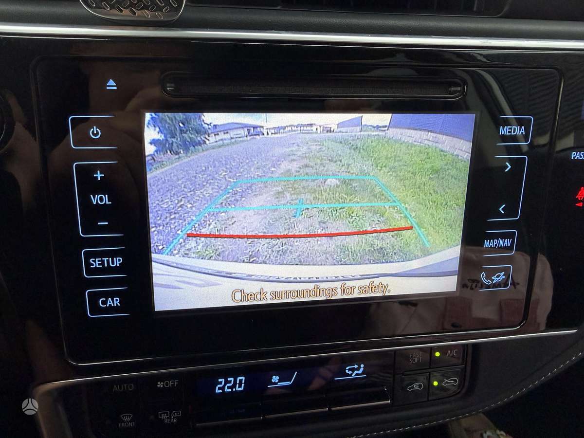 Toyota Auris, 1.6 l., Универсал