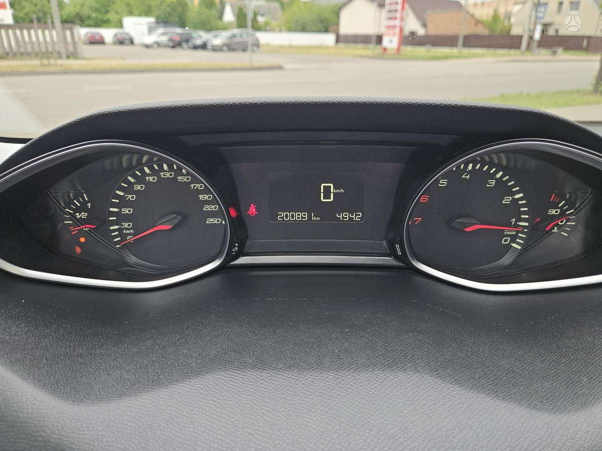 Peugeot 308, 1.2 l., Универсал