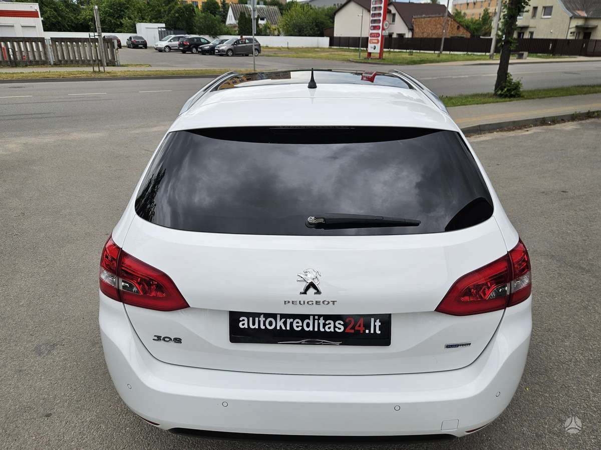 Peugeot 308, 1.2 l., Универсал