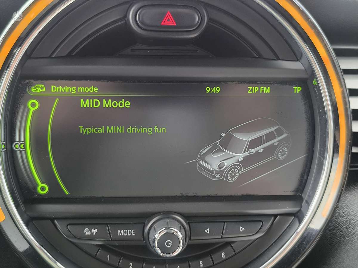 Mini Cooper, 1.5 l., Хэтчбек