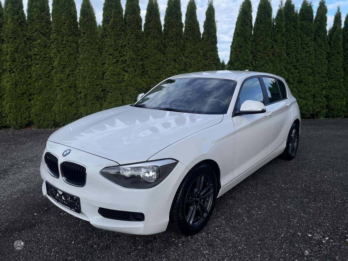 BMW 116, 1.6 l., hatchback