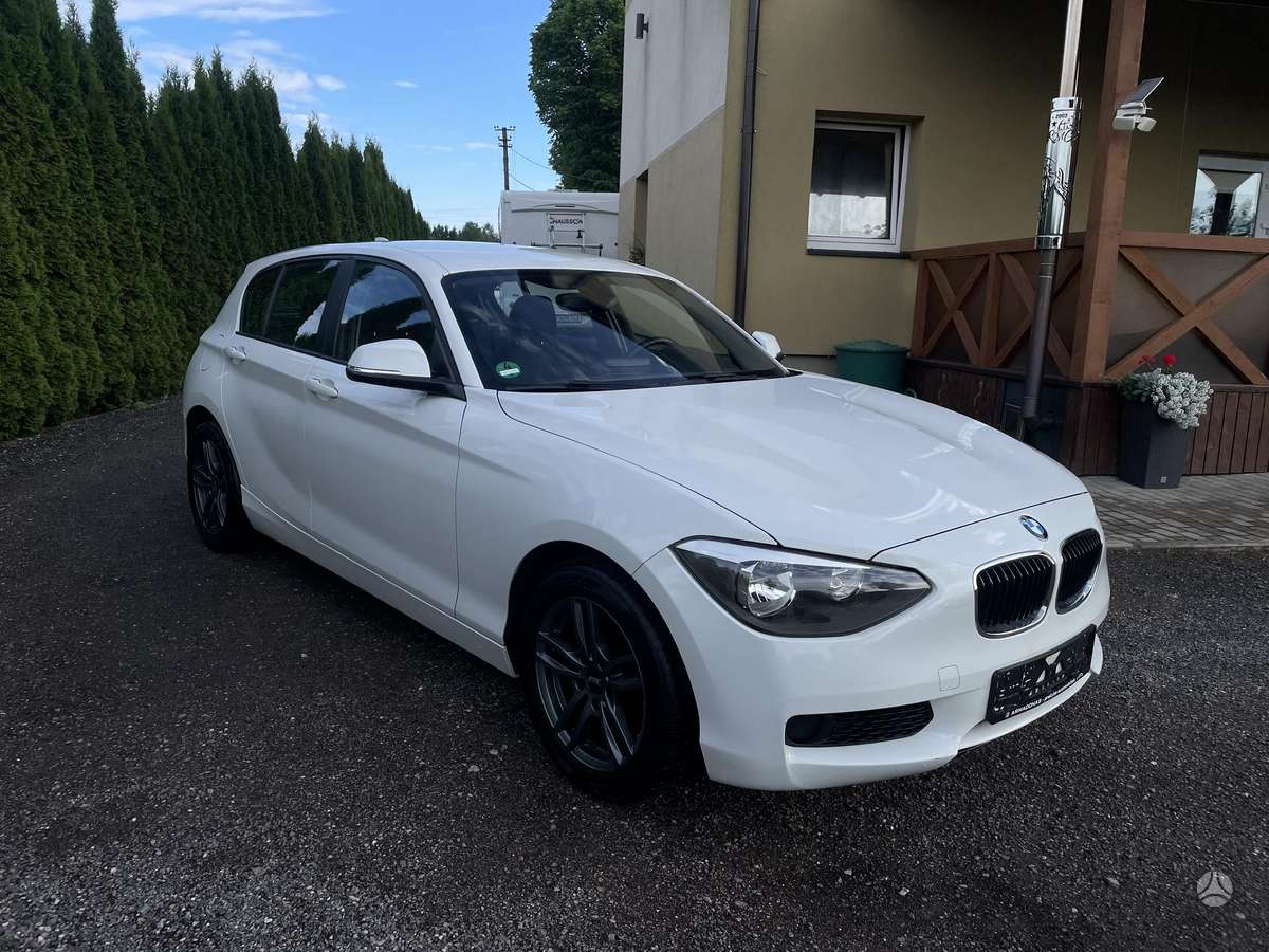 BMW 116, 1.6 l., hatchback