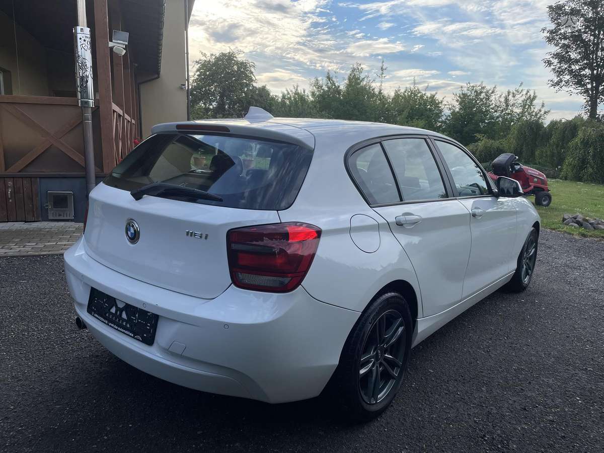 BMW 116, 1.6 l., hatchback