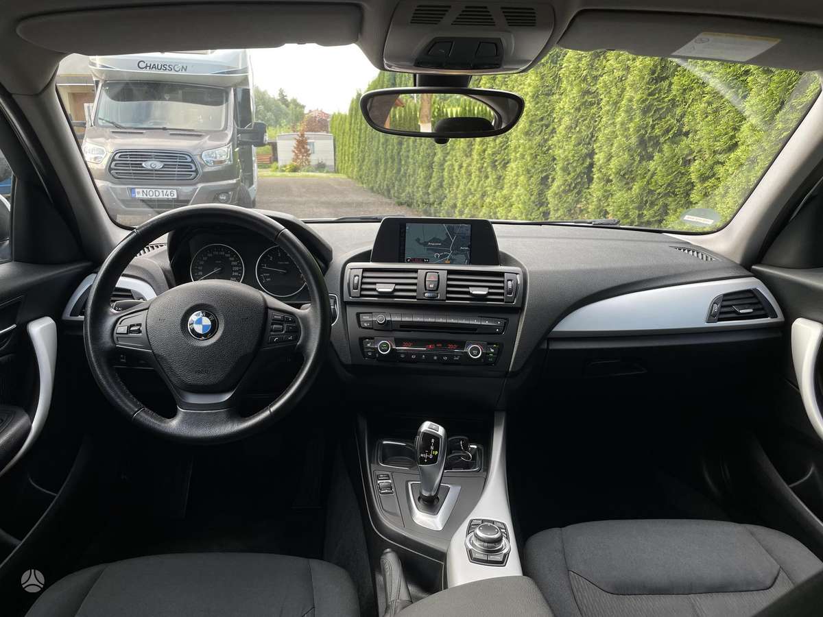 BMW 116, 1.6 l., hatchback