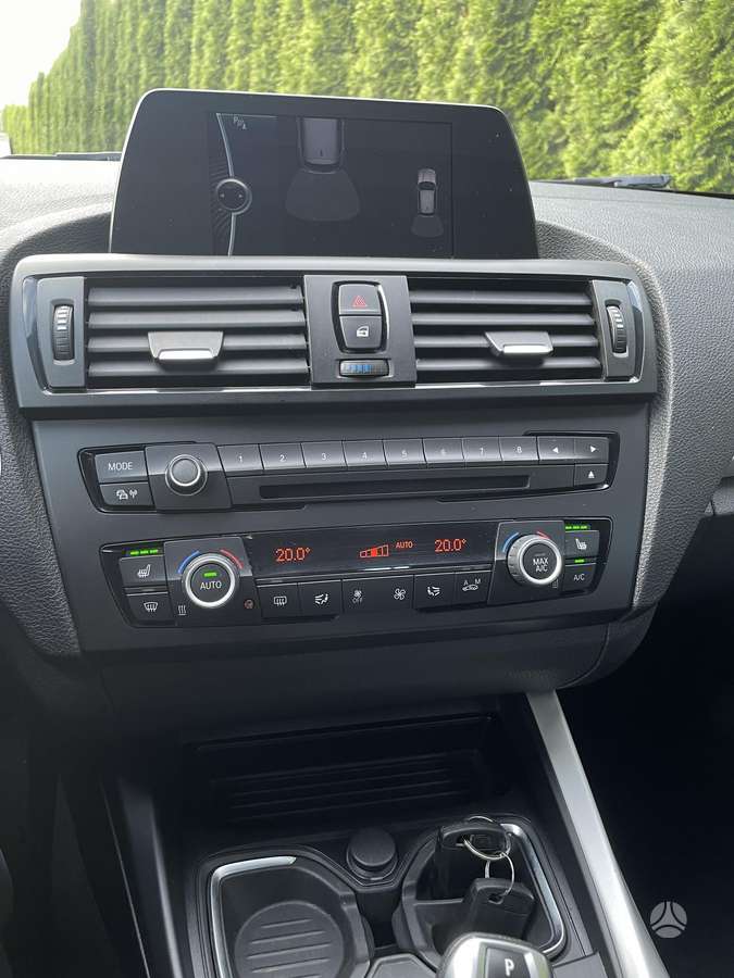 BMW 116, 1.6 l., hatchback