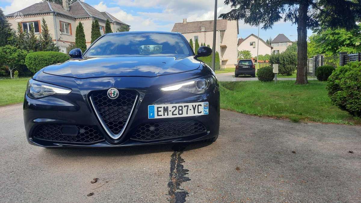 Alfa Romeo Giulia, 2.0 l., Седан