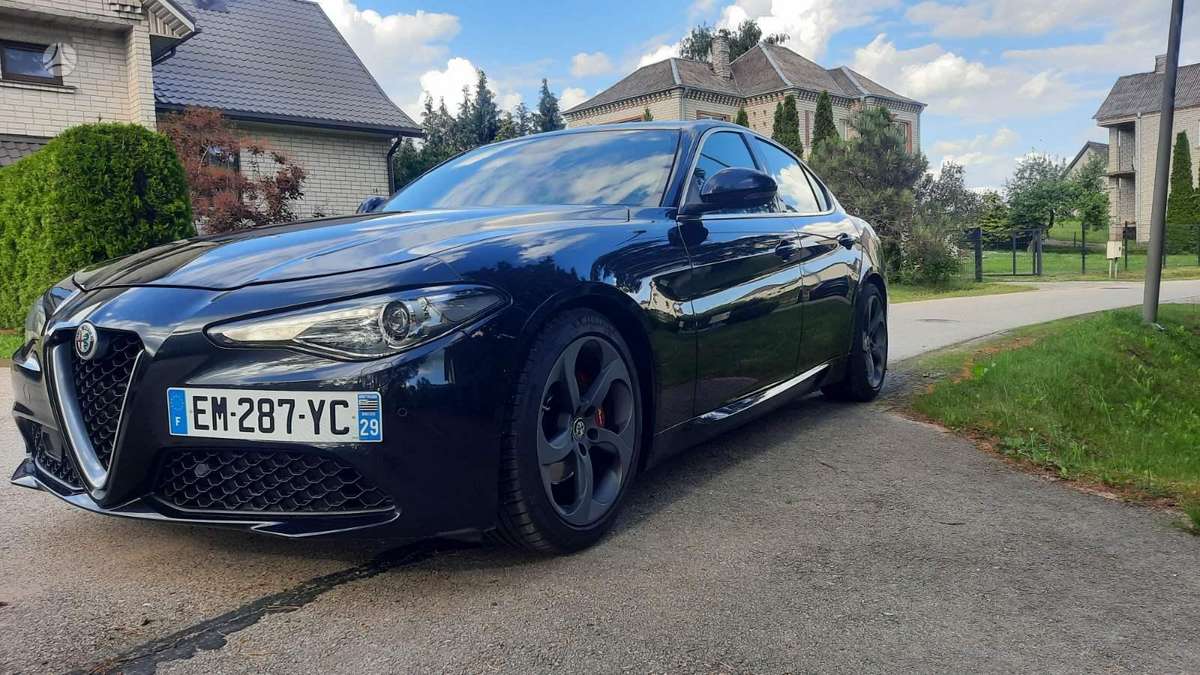 Alfa Romeo Giulia, 2.0 l., Седан