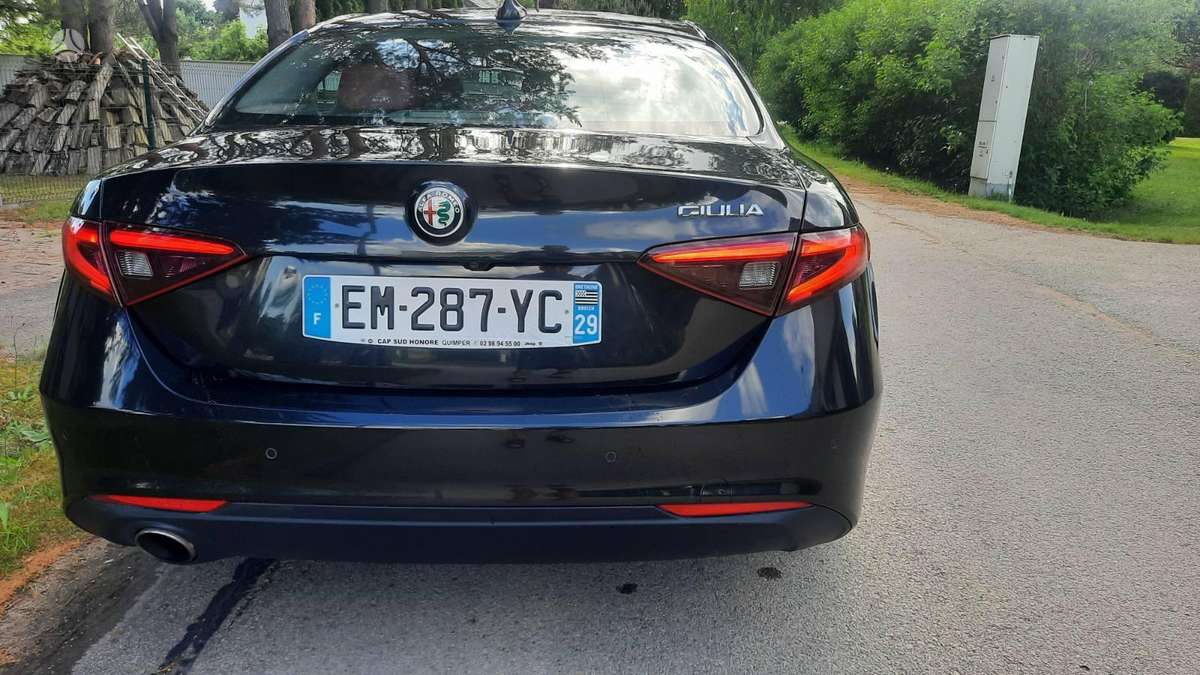 Alfa Romeo Giulia, 2.0 l., Седан