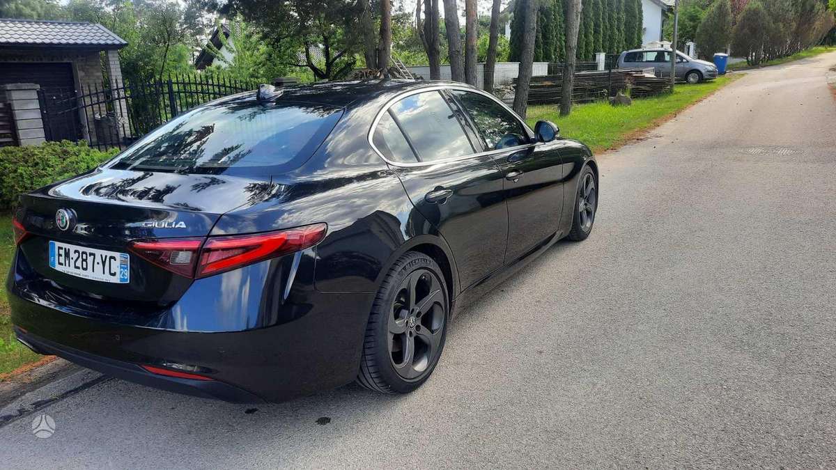 Alfa Romeo Giulia, 2.0 l., Седан