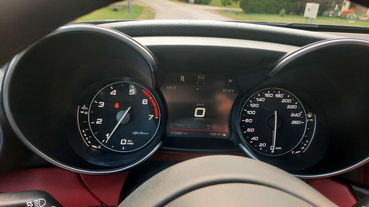 Alfa Romeo Giulia, 2.0 l., Седан