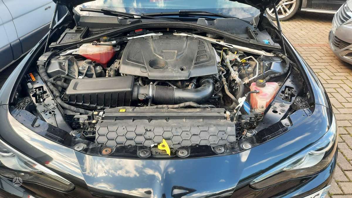 Alfa Romeo Giulia, 2.0 l., Седан