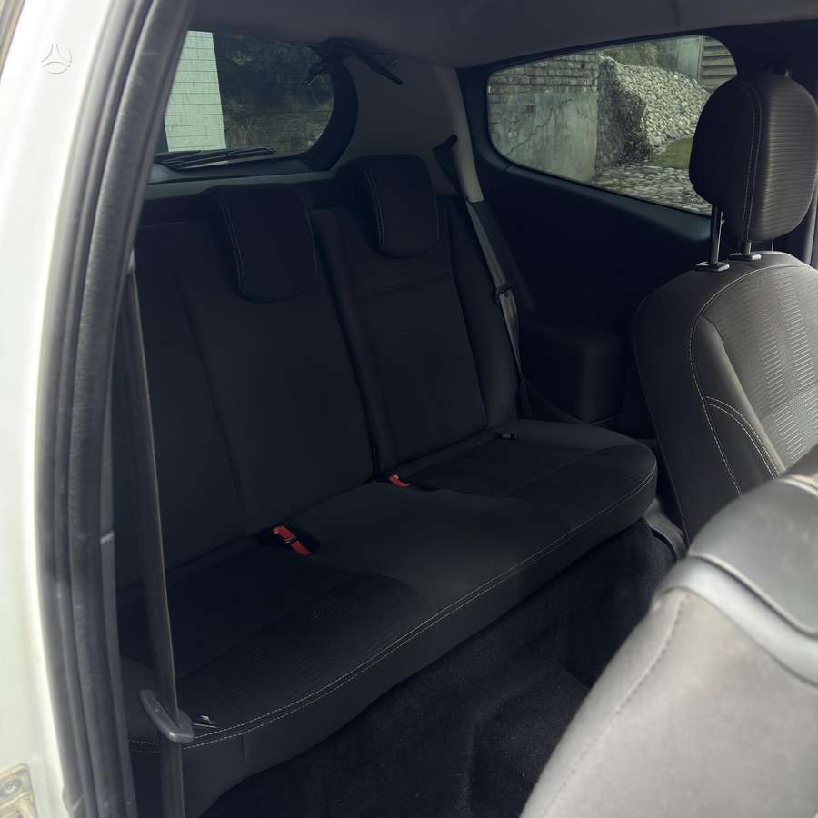 Renault Clio, 1.2 l., hatchback