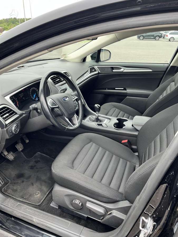 Ford Mondeo, 1.5 l., hatchback