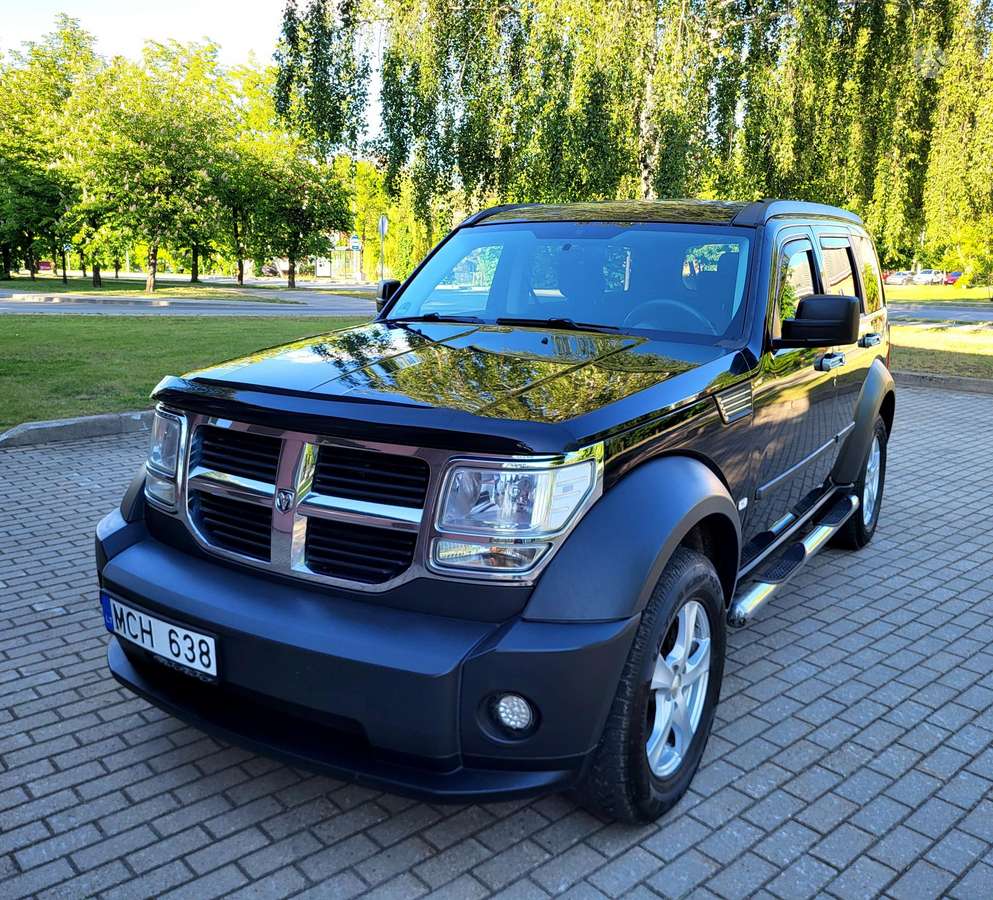 Dodge Nitro, 2.8 l., off-road / crossover