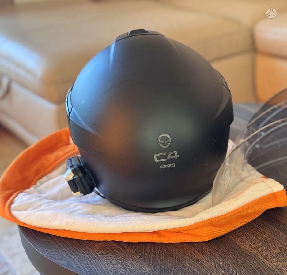 Schuberth C4 Pro, modular / flip-up