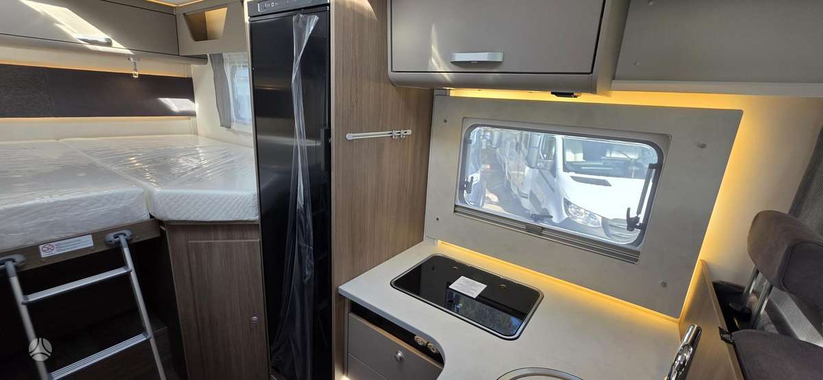Carado T 328 PRO+ Automatas, campers