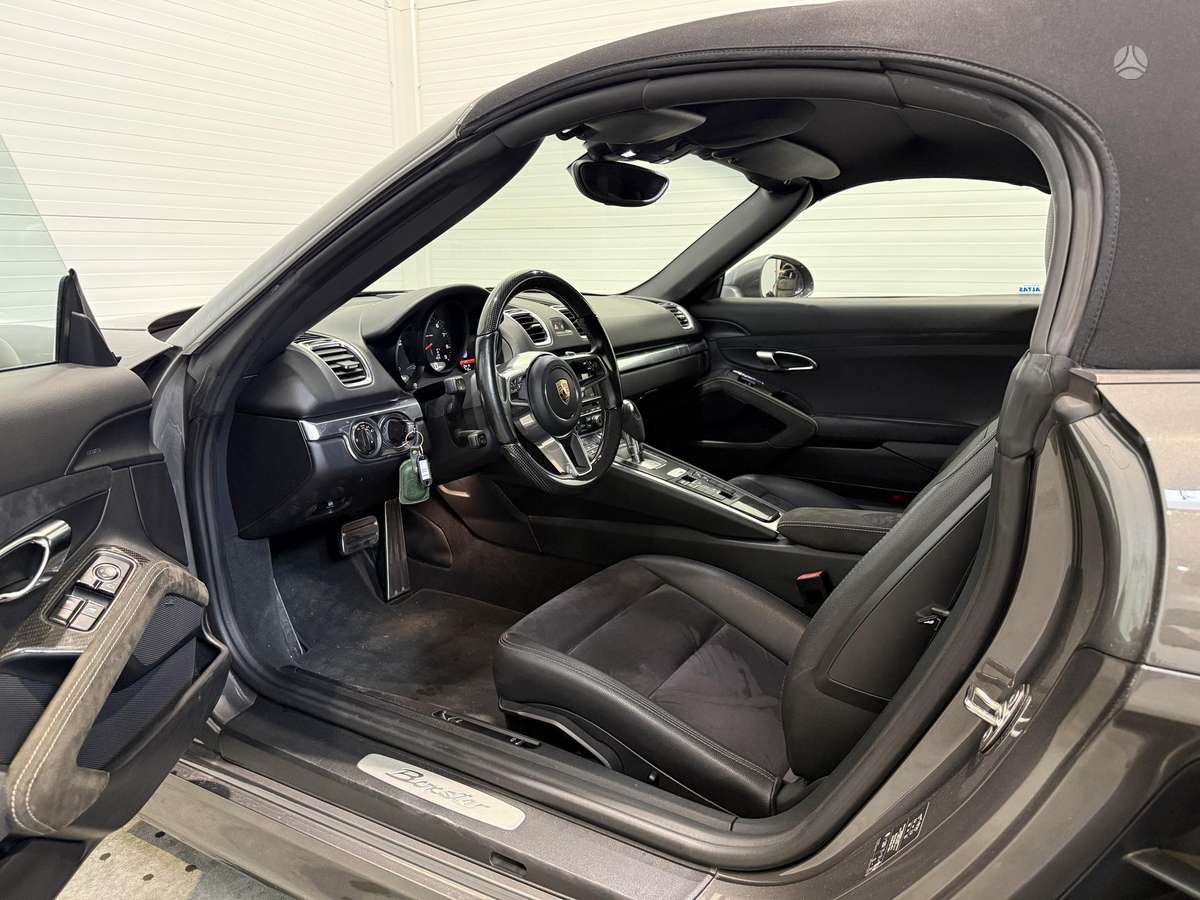 Porsche Boxster - 7