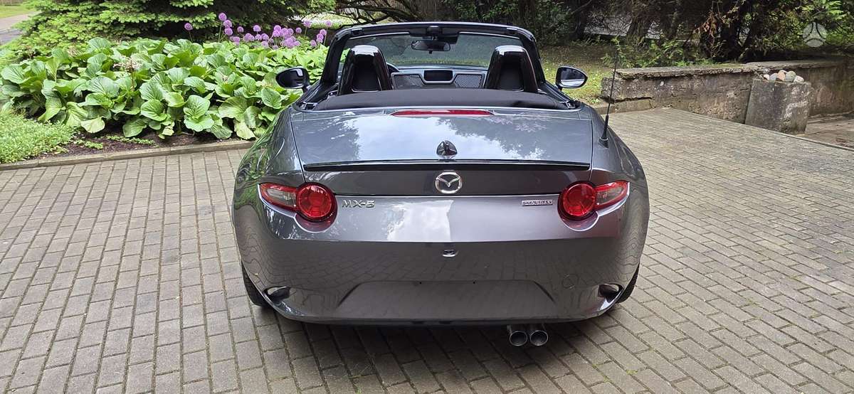 Mazda MX-5, 2.0 l., Кабриолет