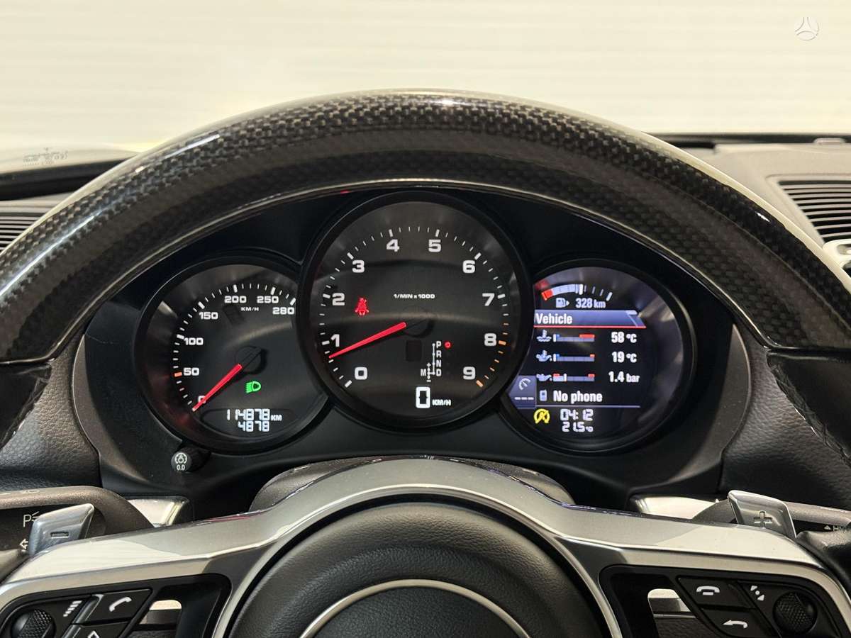 Porsche Boxster - 11