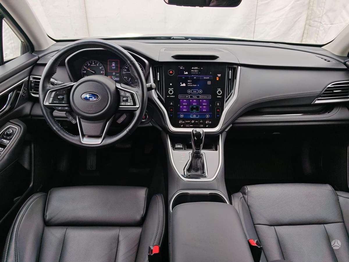 Subaru Legacy - 11