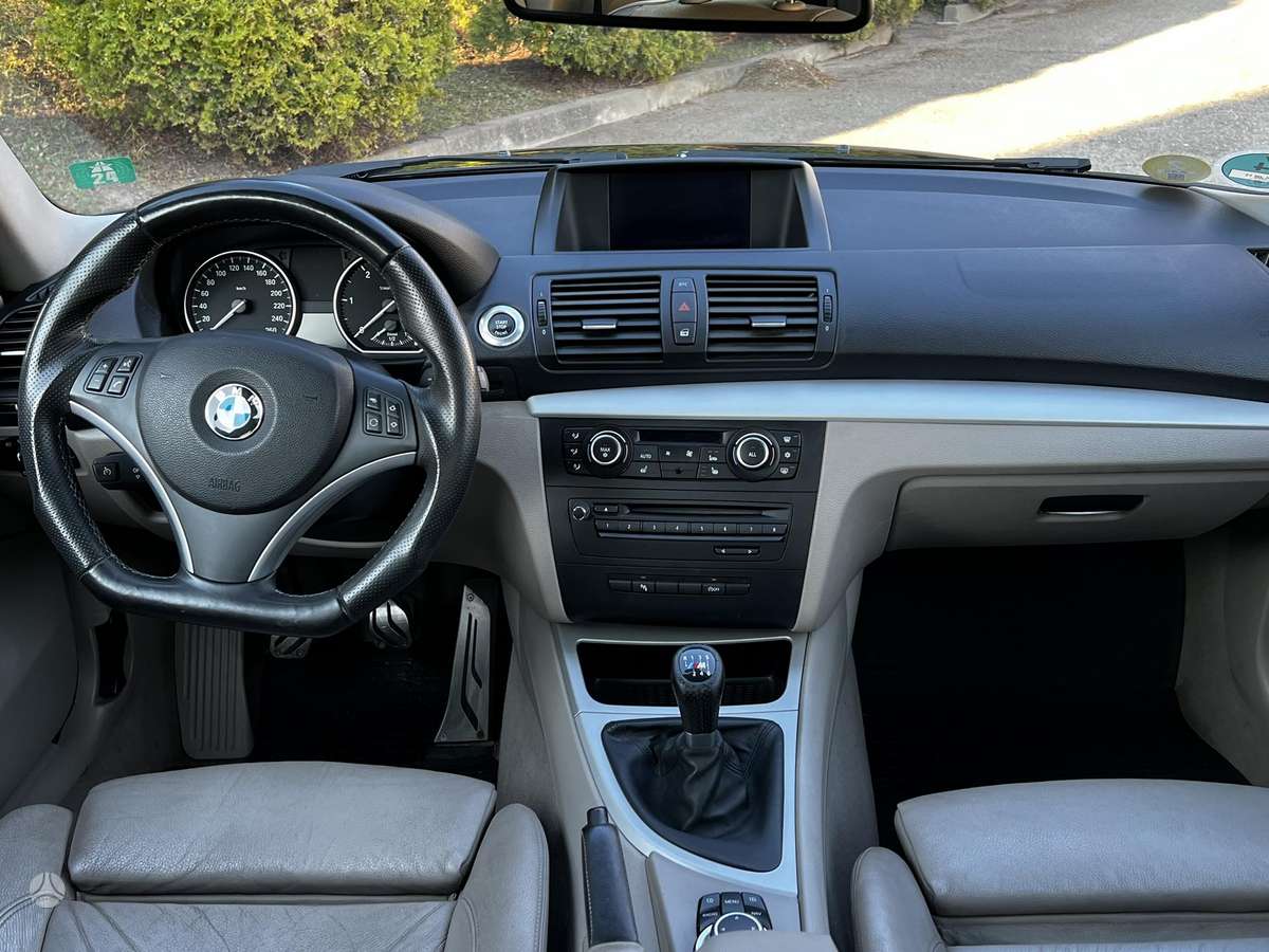 BMW 120, 2.0 l., Купе (coupe)
