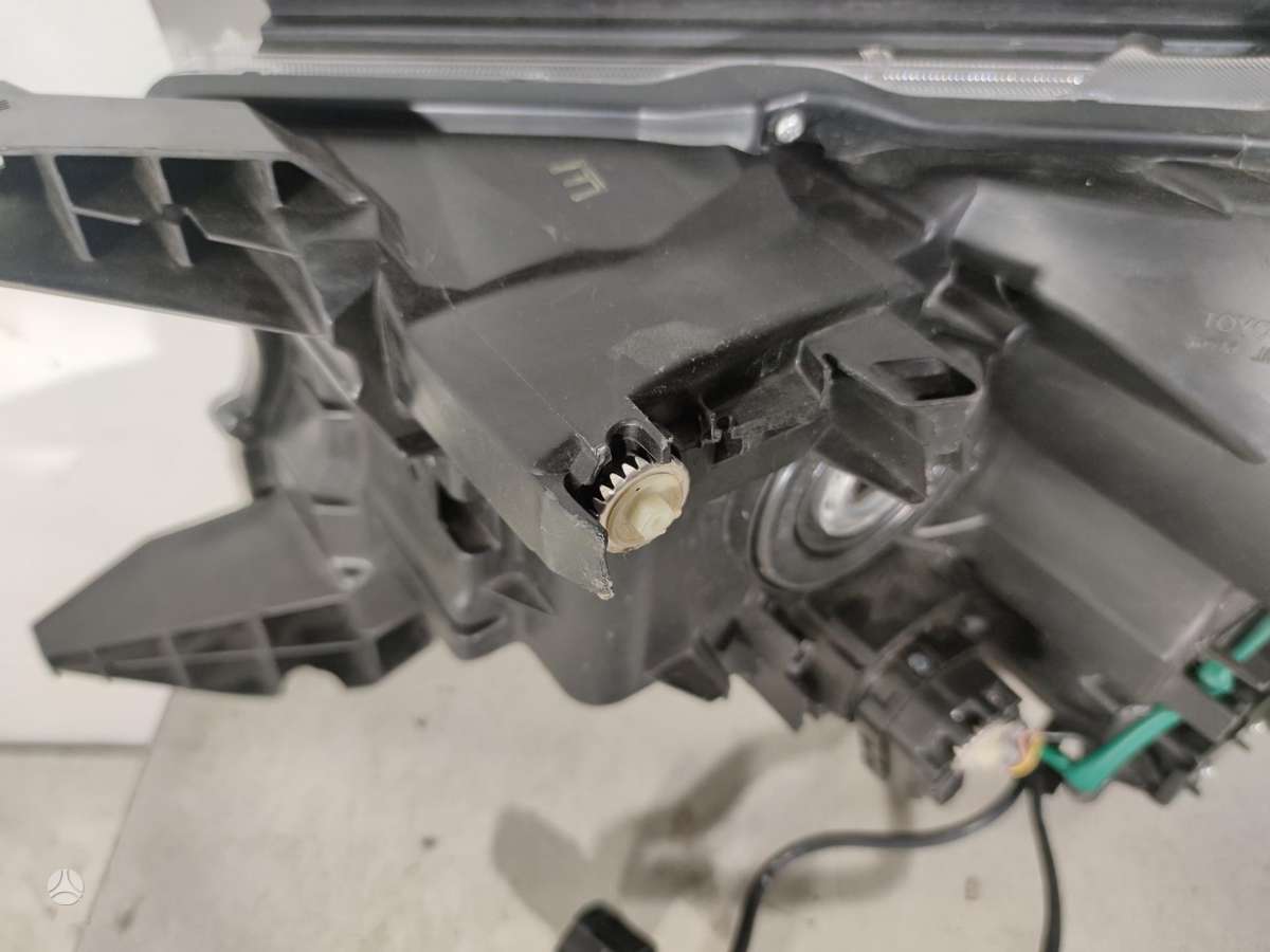 Toyota Land Cruiser lights