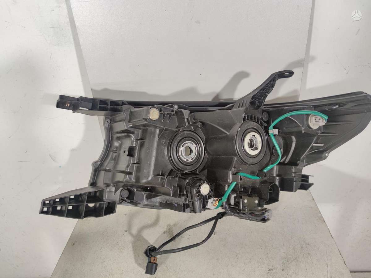Toyota Land Cruiser lights