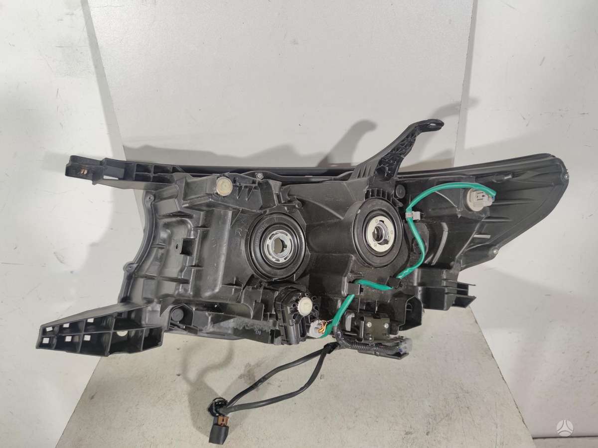 Toyota Land Cruiser lights
