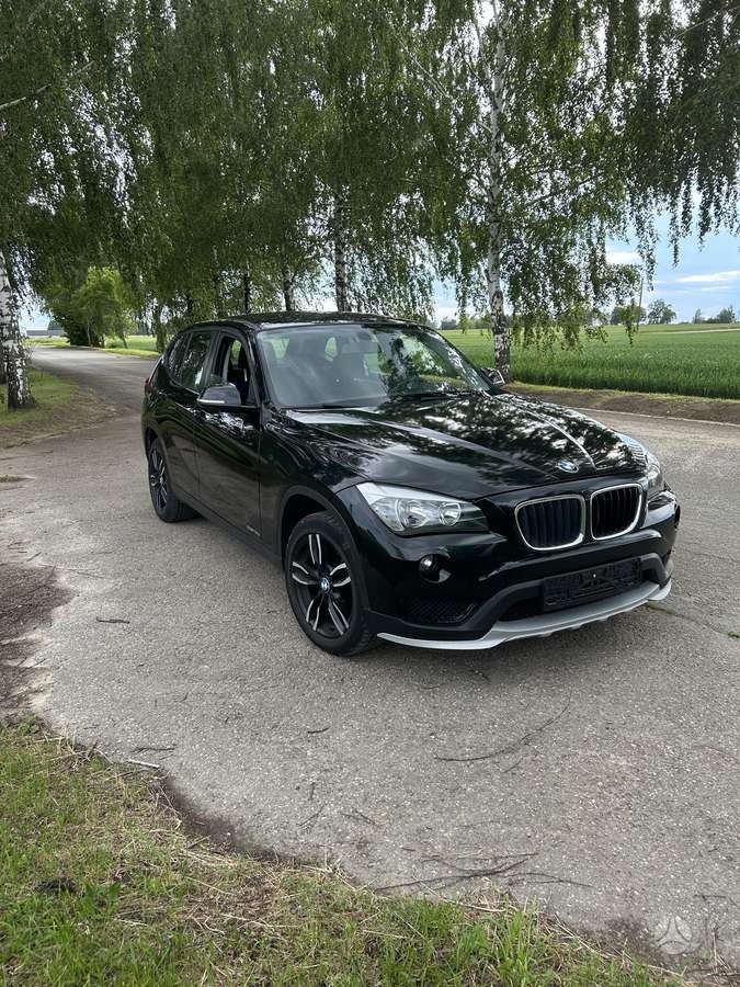BMW X1, 2.0 l., Хэтчбек