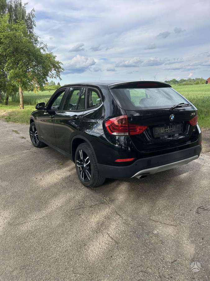 BMW X1, 2.0 l., Хэтчбек