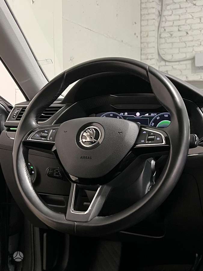 Skoda Superb, 2.0 l., Универсал
