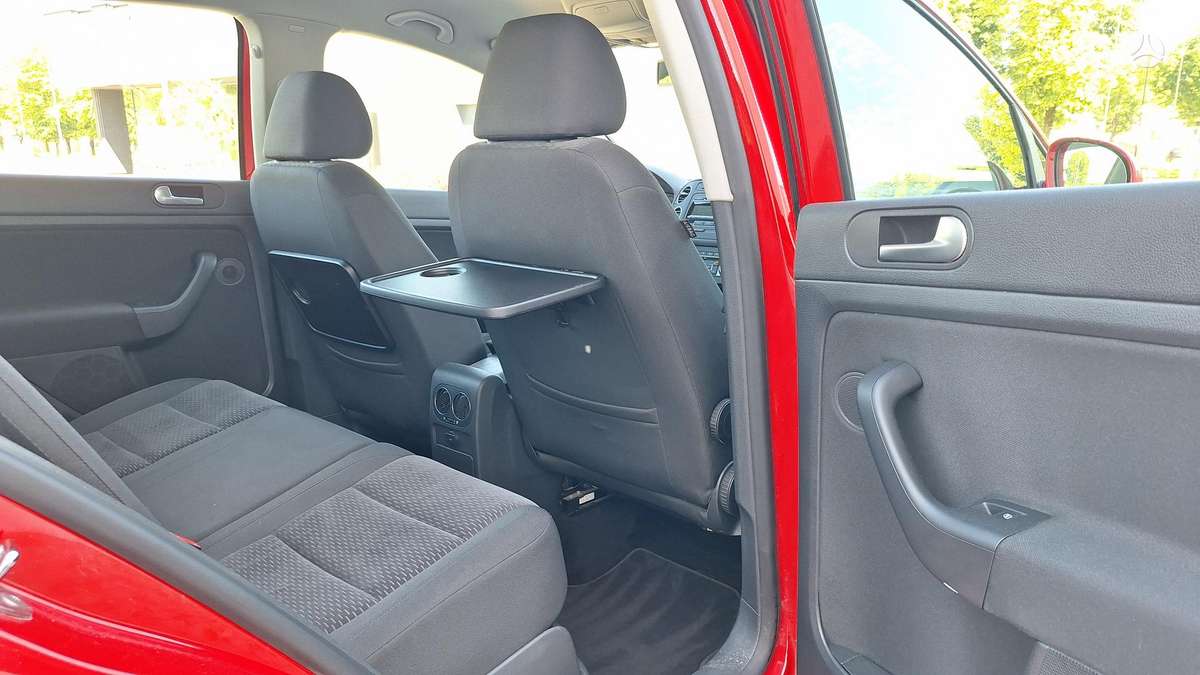 Volkswagen Golf Plus - 8