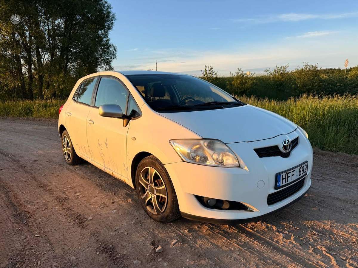 Toyota Auris, 2.0 l., Хэтчбек