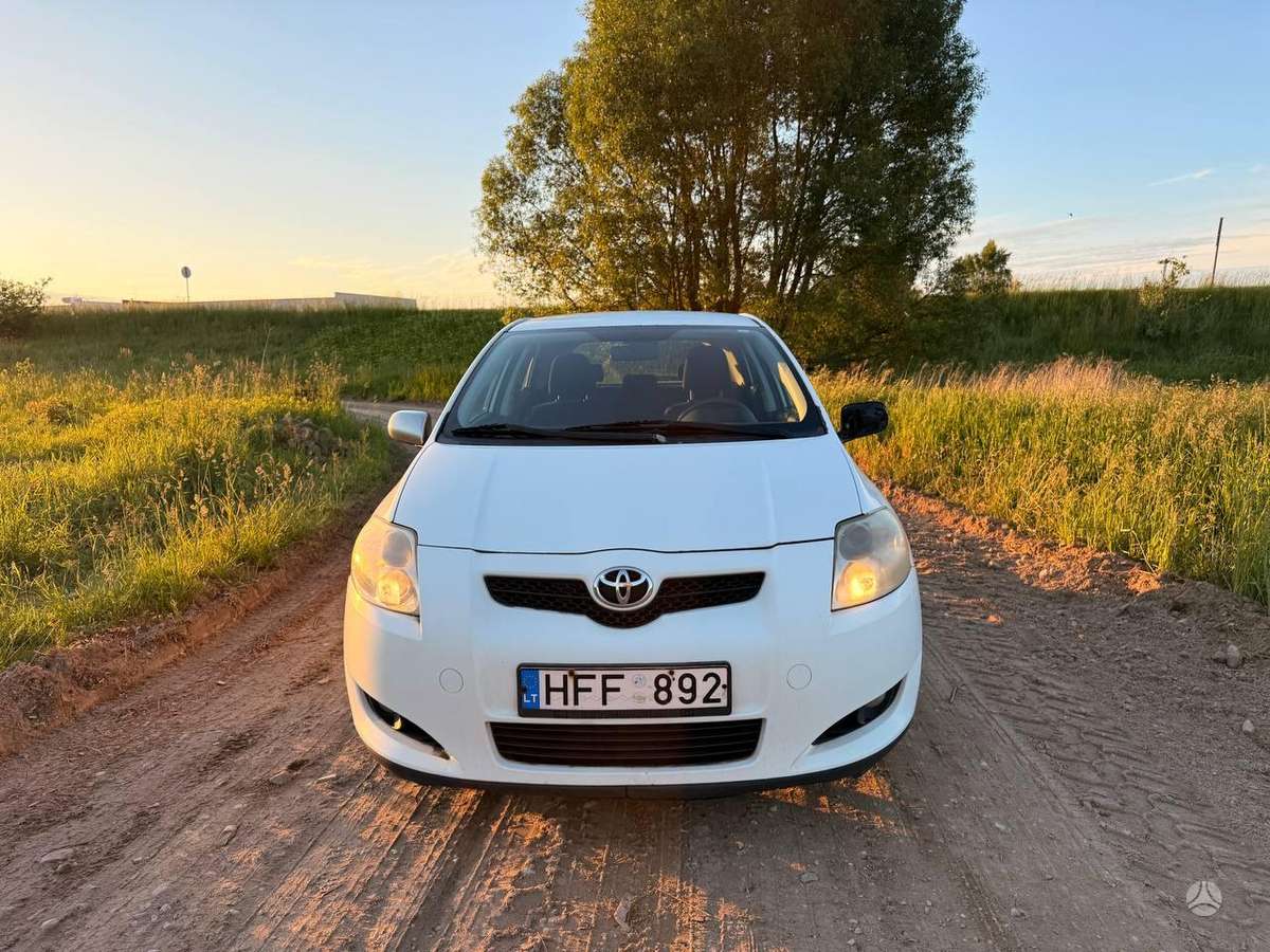 Toyota Auris, 2.0 l., Хэтчбек