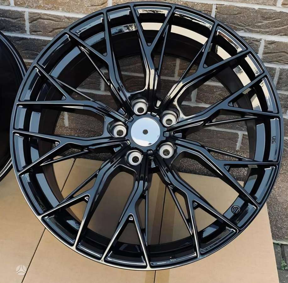 -Kita- NAUJI HRE Performance, light alloy, R19