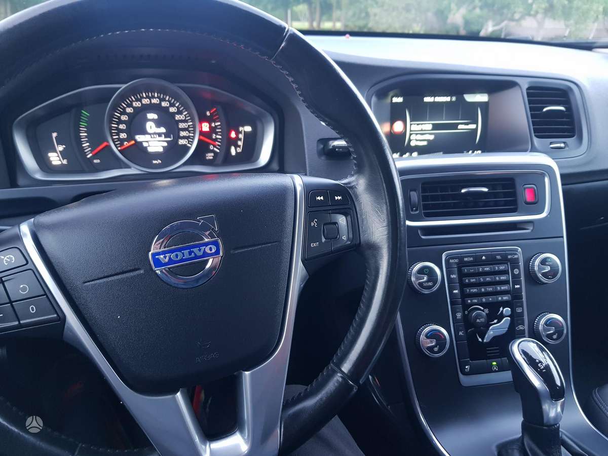 Volvo V60, 2.0 l., universalas