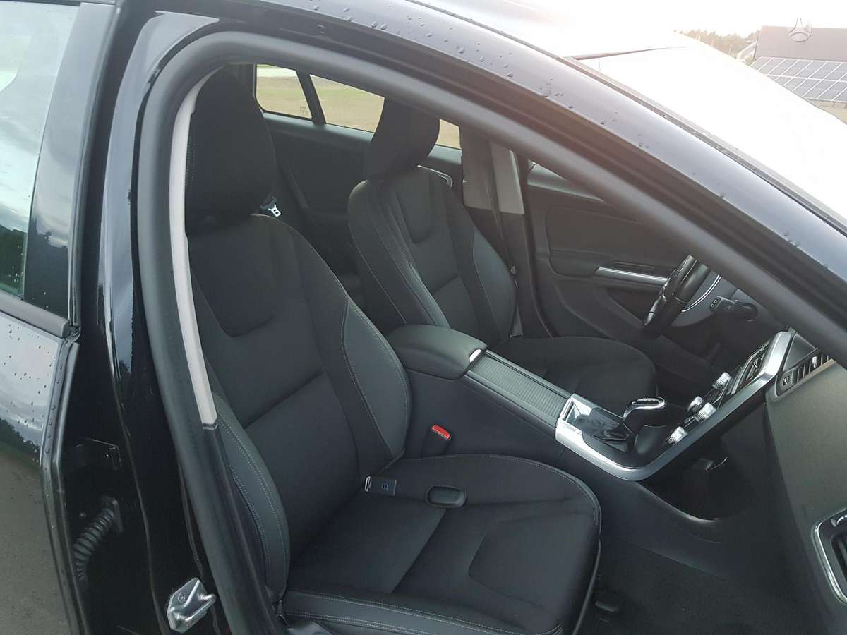 Volvo V60, 2.0 l., universalas