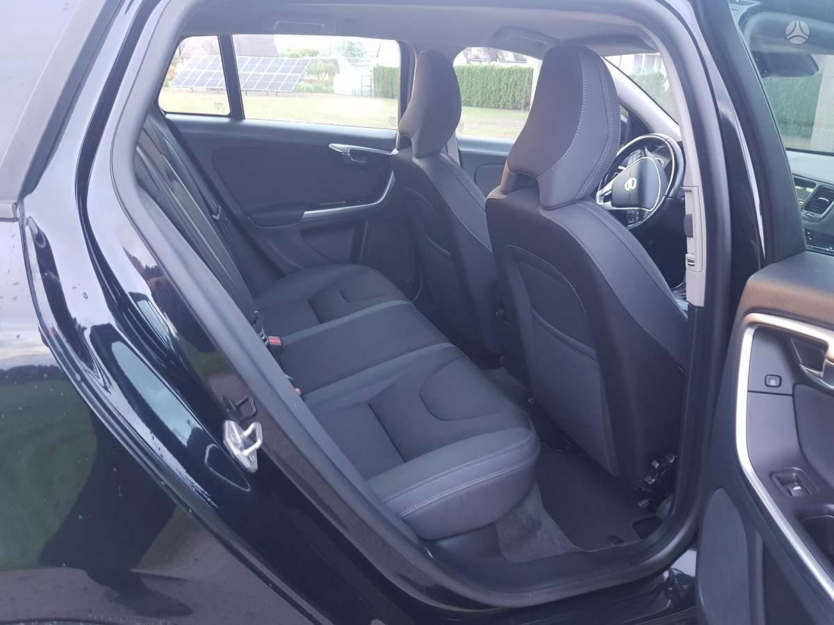 Volvo V60, 2.0 l., Универсал