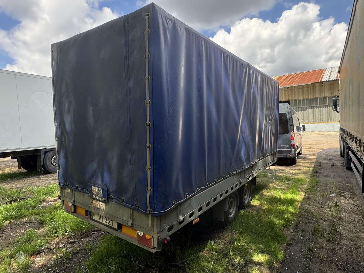 Wiola, passenger car trailers