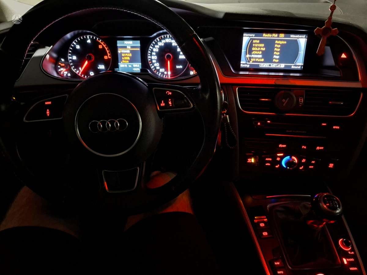 Audi A4, 2.0 l., Универсал