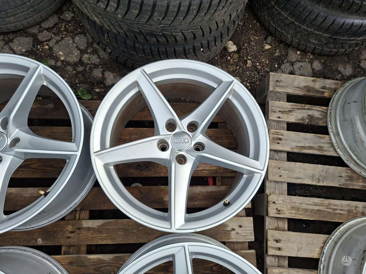 Audi, light alloy, R18