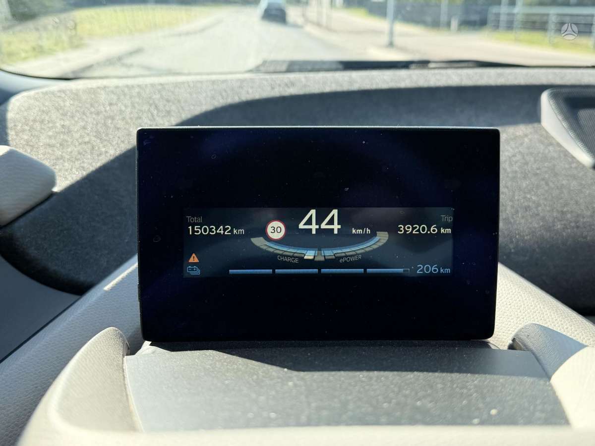 BMW i3, 33 kWh, hatchback