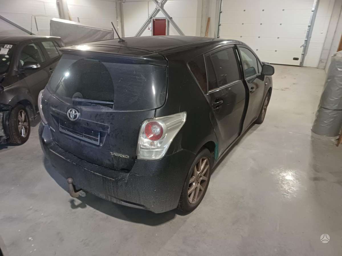 Toyota Verso body parts