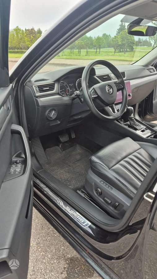 Skoda Superb, 2.0 l., hatchback