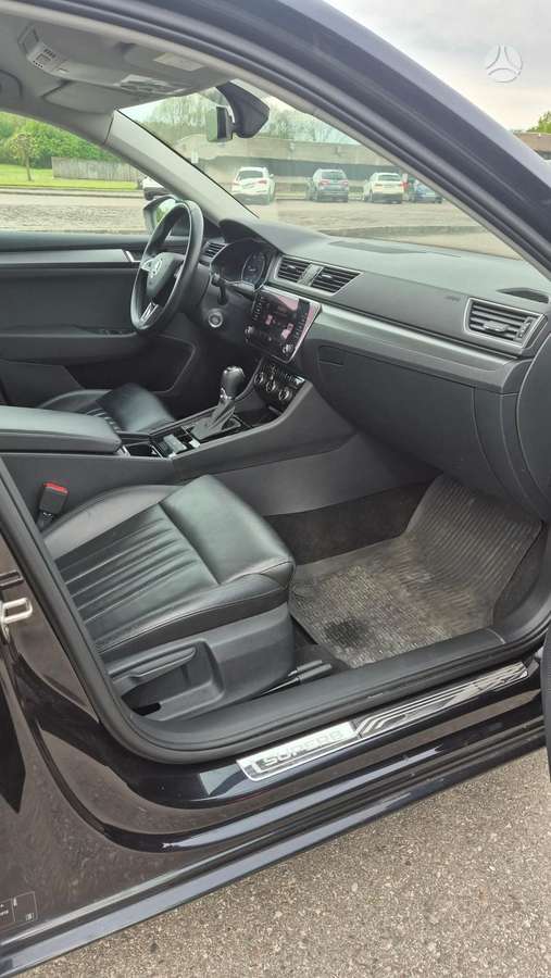 Skoda Superb, 2.0 l., hatchback