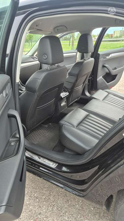 Skoda Superb, 2.0 l., hatchback