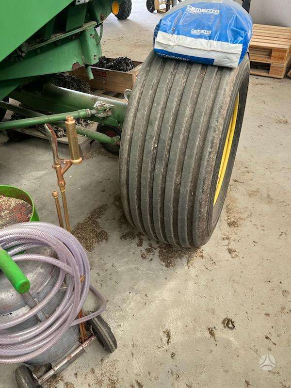 John Deere 1065, комбайны
